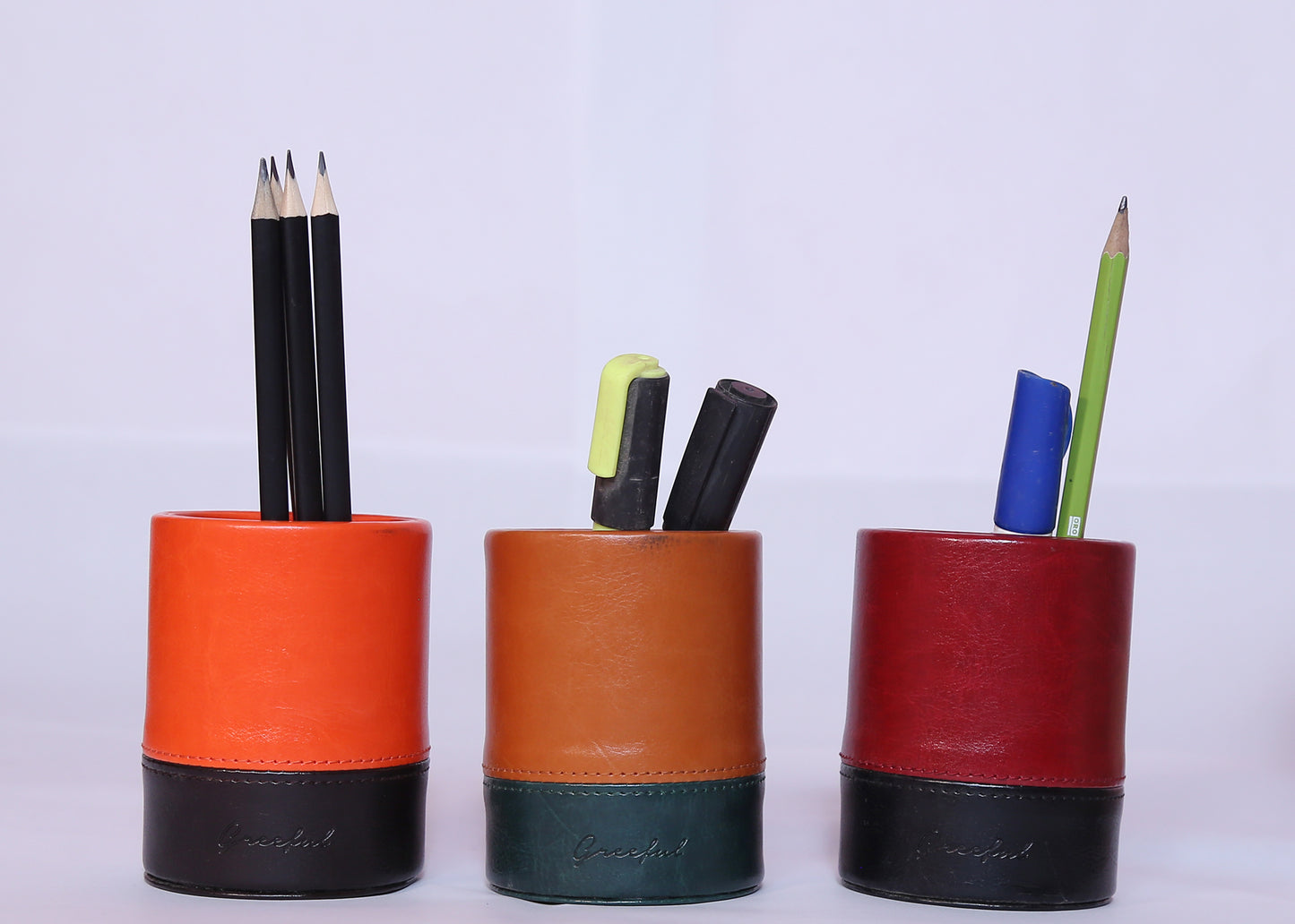 Greeful Leather Pen Holder